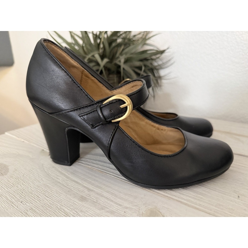 Sofft Heeled Pumps Sz 10 Mary Jane Genuine Leather Black Leslie Heels Slip On